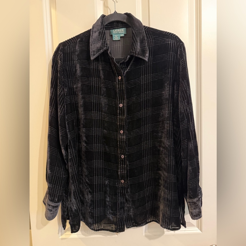 Lauren Ralph Lauren black velvet burnout button collard blouse, size 16W